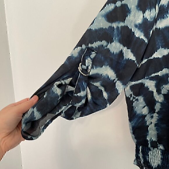 MICHAEL MICHAEL KORS Navy Blue Tie Dye Satin 3/4 Sleeve Roll Tab Blouse PETITE S - Picture 8 of 13